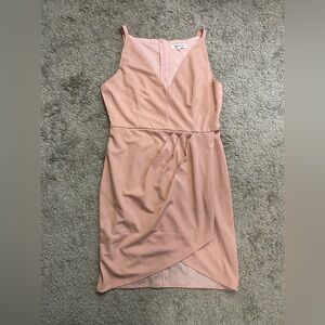 Elegant Sleeveless Mini Dress in Pink